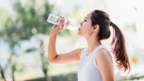 minum air turun berat badan