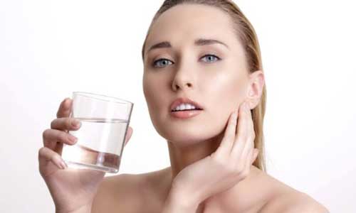 manfaat air putih bagi kulit